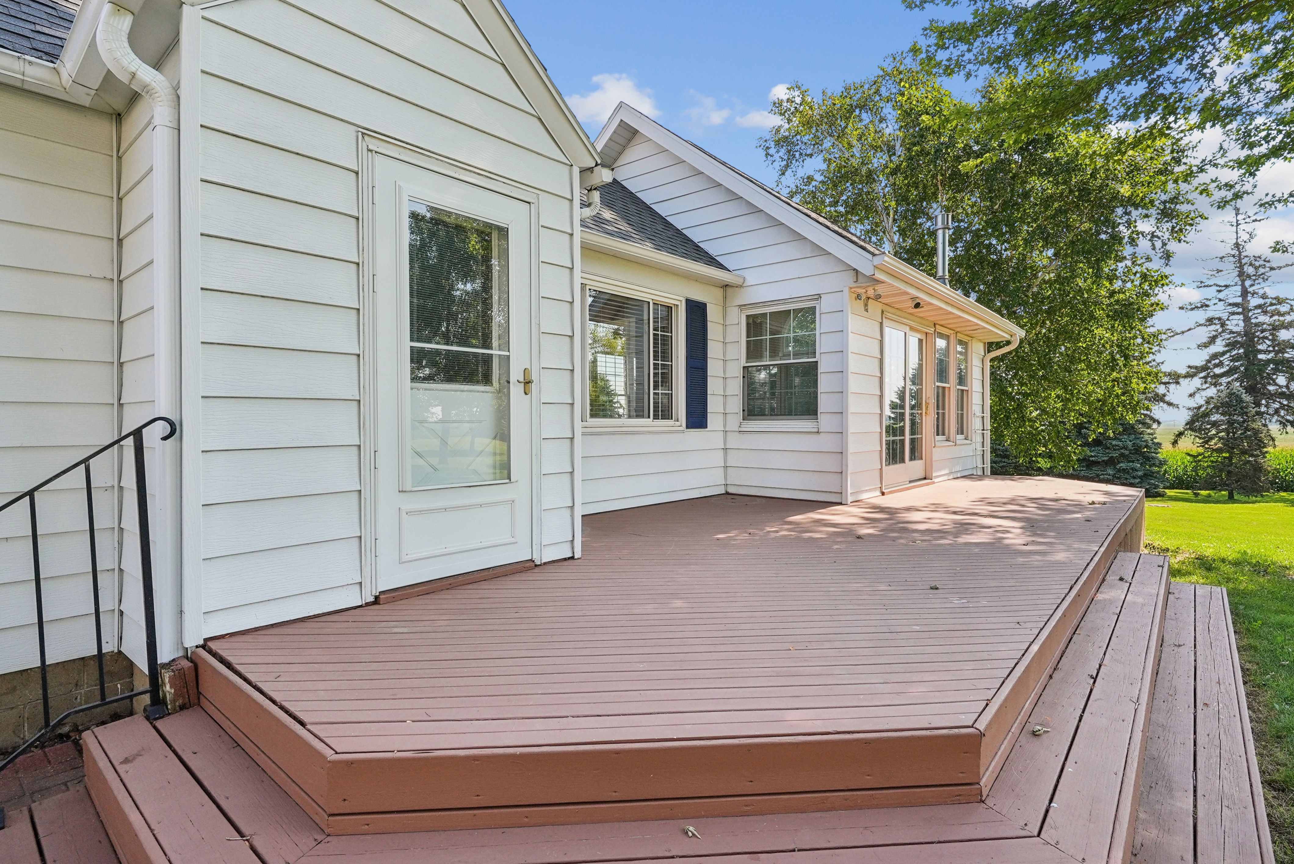 Listing Photo: 05-111 28481_Grand_Ave
